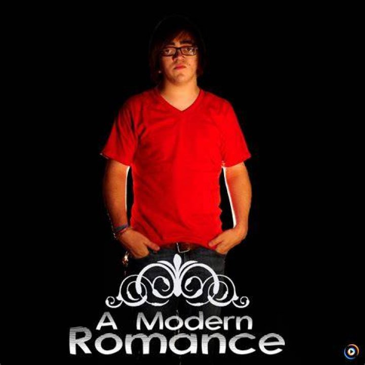 A Modern Romance: Luna Star