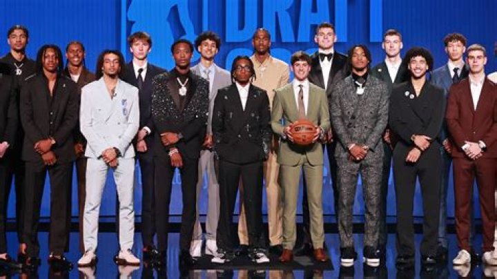 Antonio Davis's Journey From Humble Roots To NBA Stardom