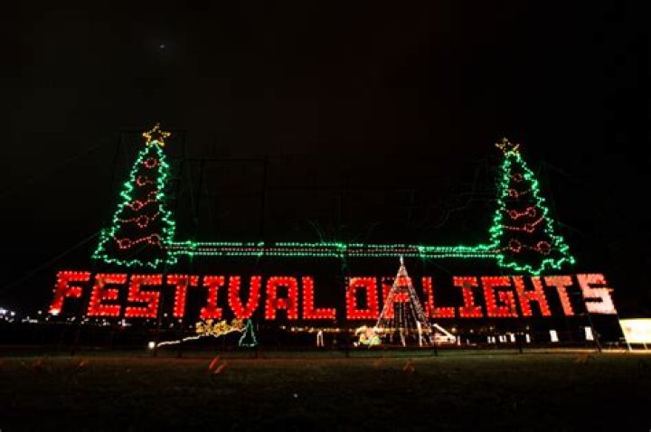 Ardmore, Oklahoma Xmas Light Setup