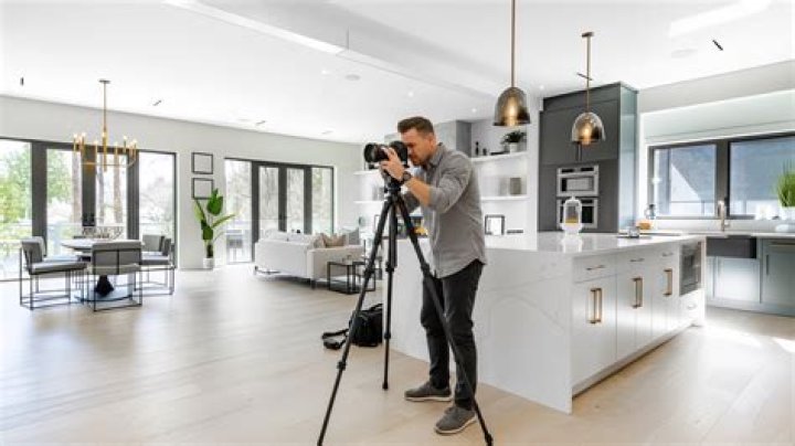 Are you in need of a real estate photographer in San Diego Country Estates, CA? Contact Us!