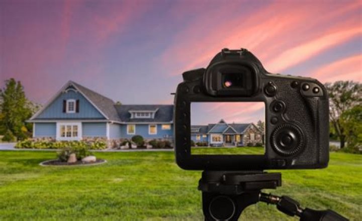 Are you looking for a real estate photographer in Houston, TX? Call Us!