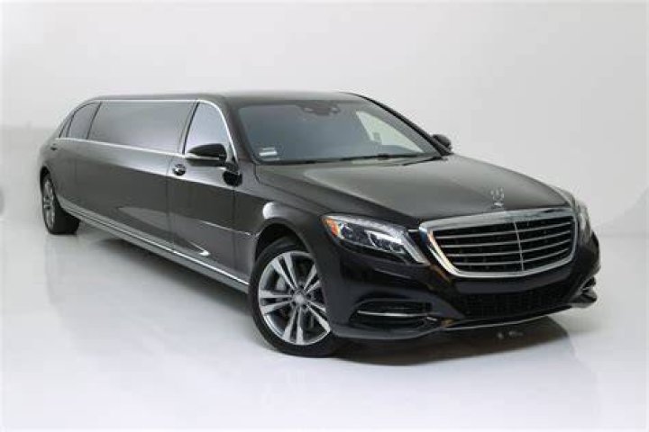 Are you searching for a limousine services in Levittown, NJ? Telephone (800) 530-9952