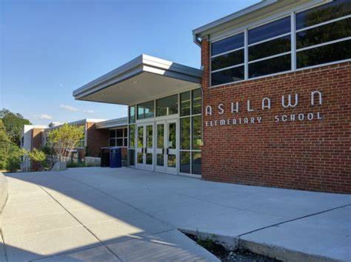Ashlawn Elementary School / Overview