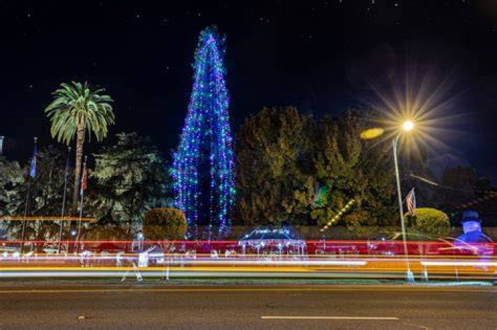 Avena, California Christmas Light Installation