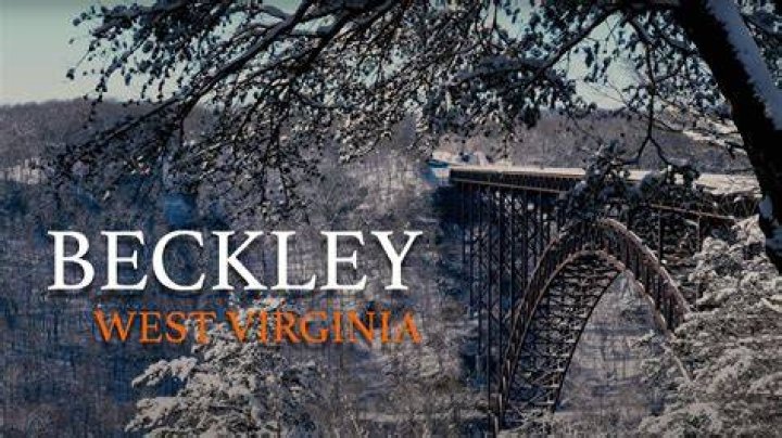 Beckley, West Virginia Xmas Light Setup