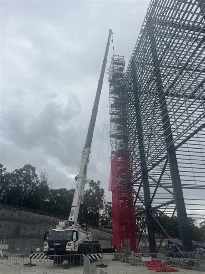 Big Rhino Crane Hire Brisbane