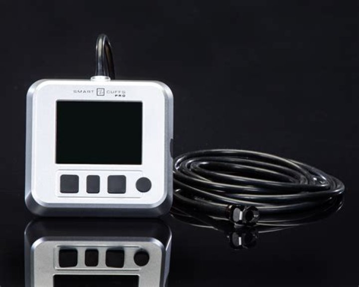 blood flow restriction training smart cuffs