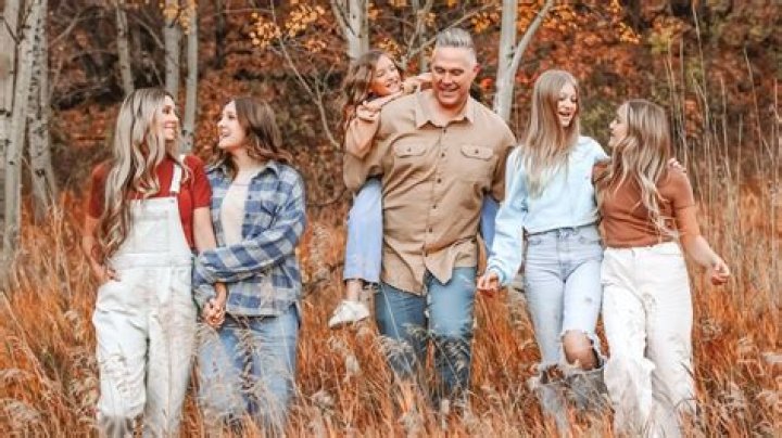 Brighton Shumway (YouTube Star) - Age, Birthday, Bio, Facts, Family, Net Worth, Height & More