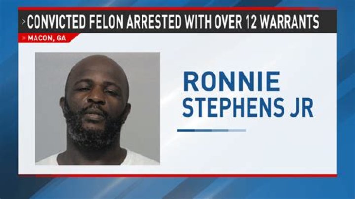 Clay Robinson Jr And Shanaja Jones Arrested