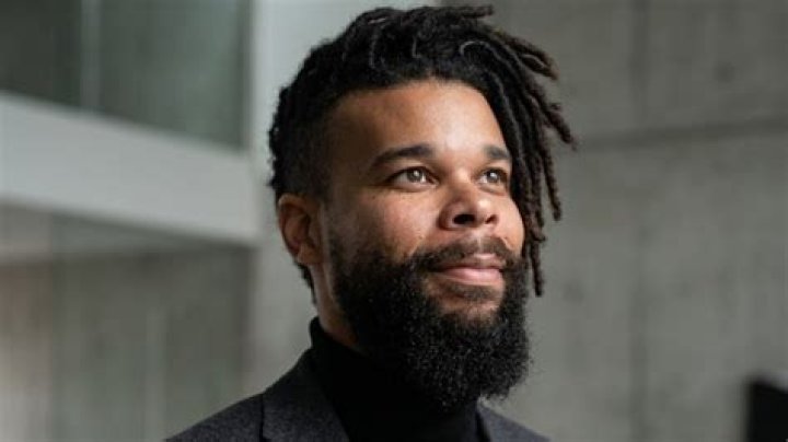 Damon Darling Age: Uncovering the Story Behind the Stand-Up Sensation