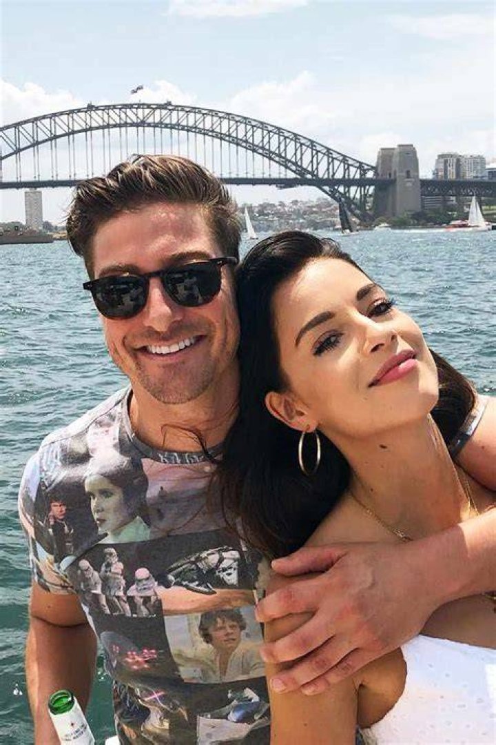 Daniel Lissing's Relationship Status Revealed