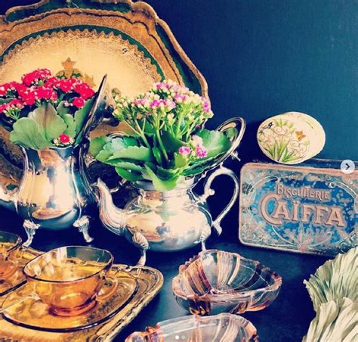 Delve Into The World Of Antiques And Fine Art With Natasha Francis On "The Bidding Room"