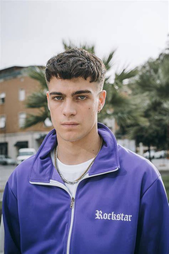 Discover Lorenzo Zurolo's Age: Uncover The Enigma
