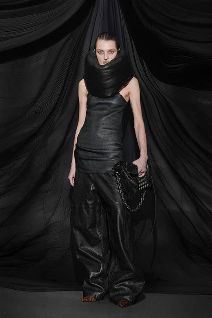 Discover The Revolutionary World Of "Alexander Wang Gender"