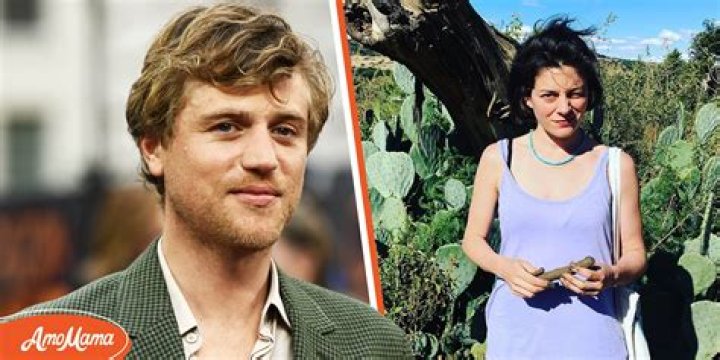 Discovering Johnny Flynn's Family Life: What We Know About His Children