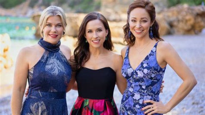 Discovering The Abode Of Sophia Rain: Where Does She Live?