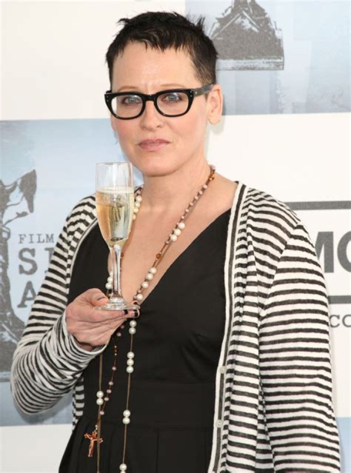 Exploring the Buzz Around Lori Petty Married Life