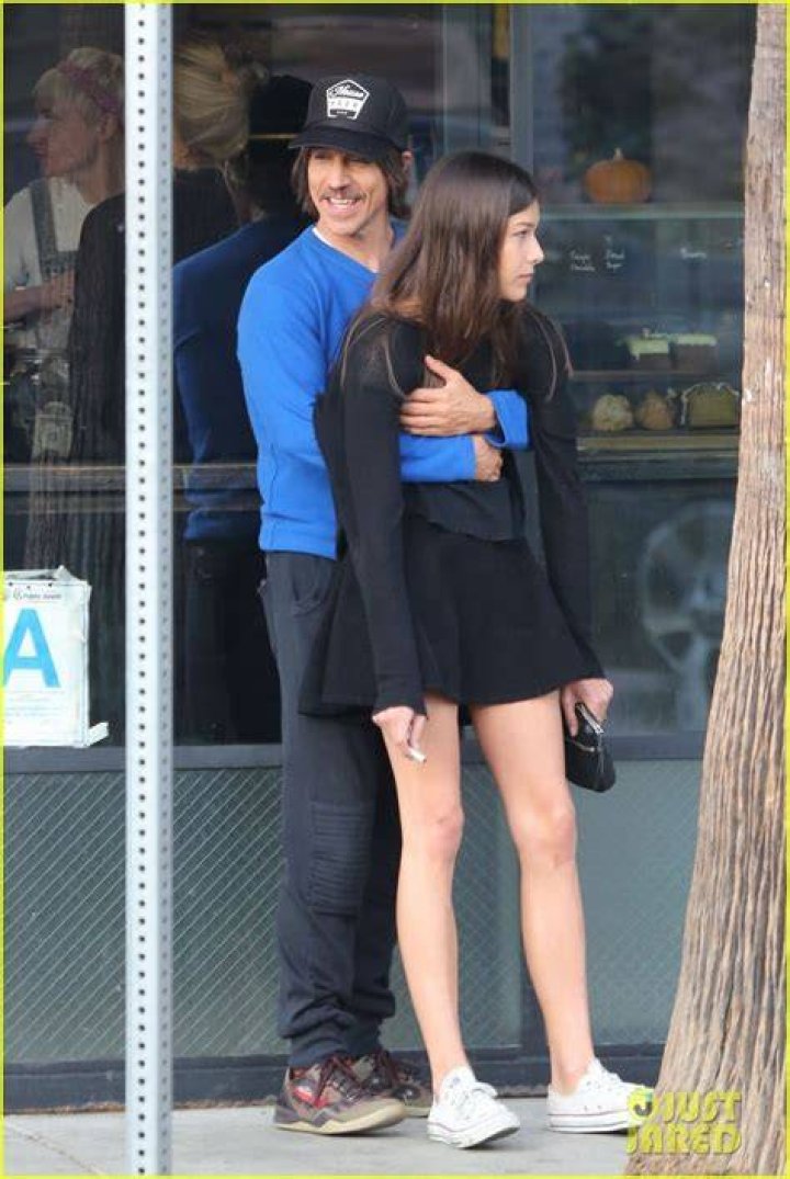 Exploring The Life Of Anthony Kiedis And His Wife