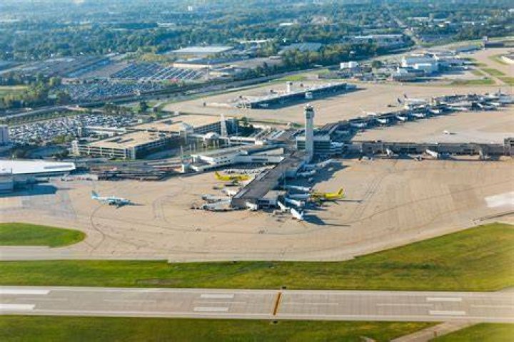 Freedom 2 Go Cleveland Hopkins Airport Car Service
