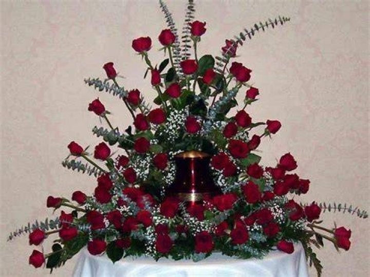 Funeral Flowers Arrangements Mentor OH