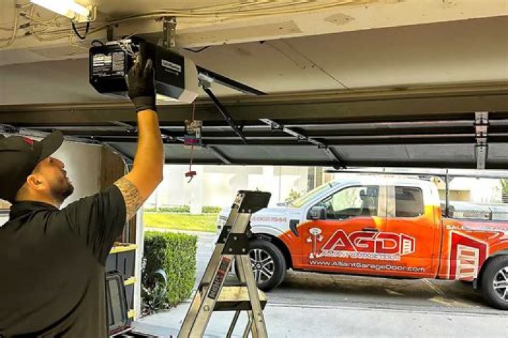 garage door repair service Anaheim, CA