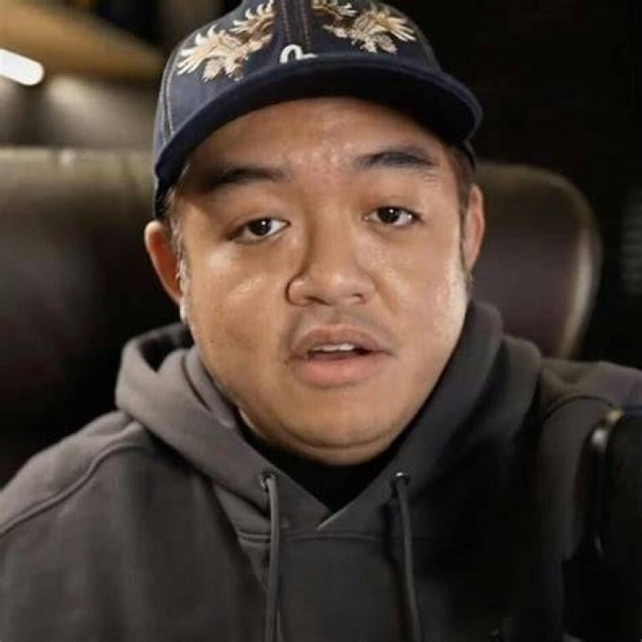 Ian Miles Cheong: Tracing an Online Presence and Political Impact