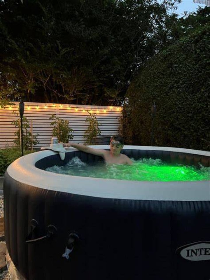 Inflatable Hot Tub Chardon OH 44024
