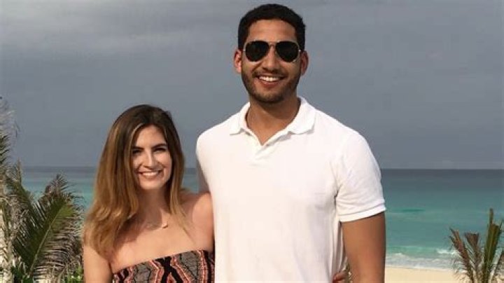 Is Kaitlan Collins Married? Unpacking the Public's Curiosity