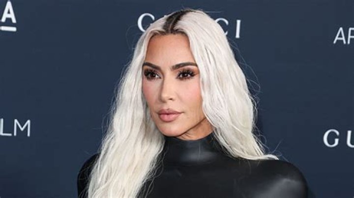 Kim Kardashian Reveals Chocolate-Filled Bathtub for Elf on the Shelf Hollywood Life