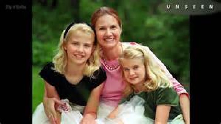 Kristin Smart And Elizabeth Smart: Unraveling The Truth