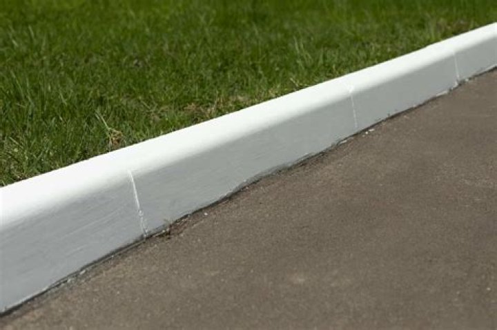 Learn How to Keep Your Staten Island Gutters Spotless All Year Round