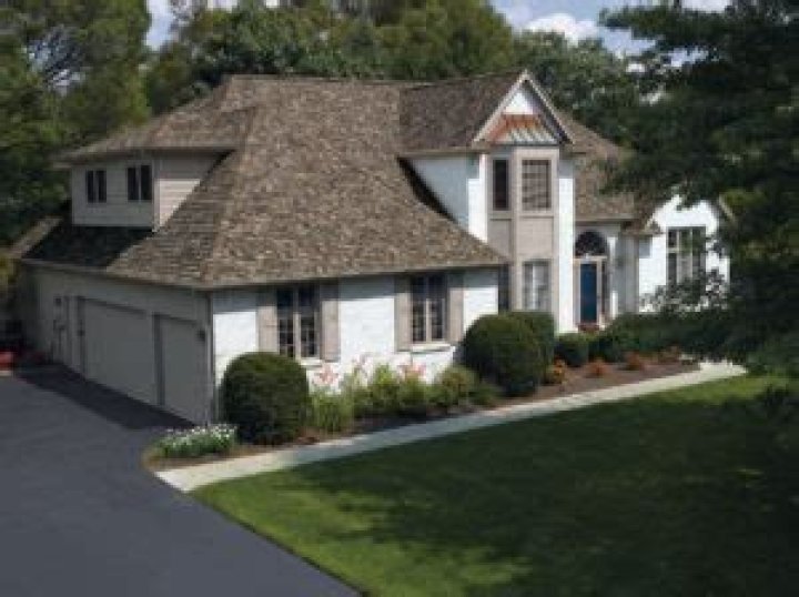 local roofing contractors Pineville, NC