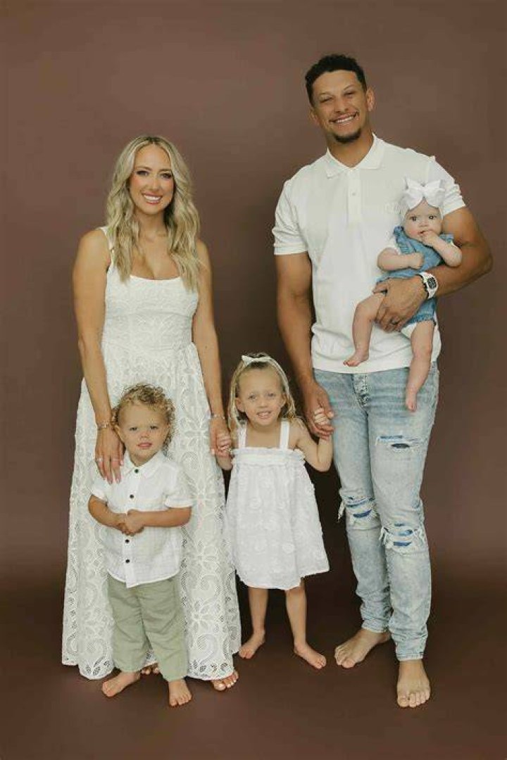 Meet Brittany Mahomes Parents Scott And Diana