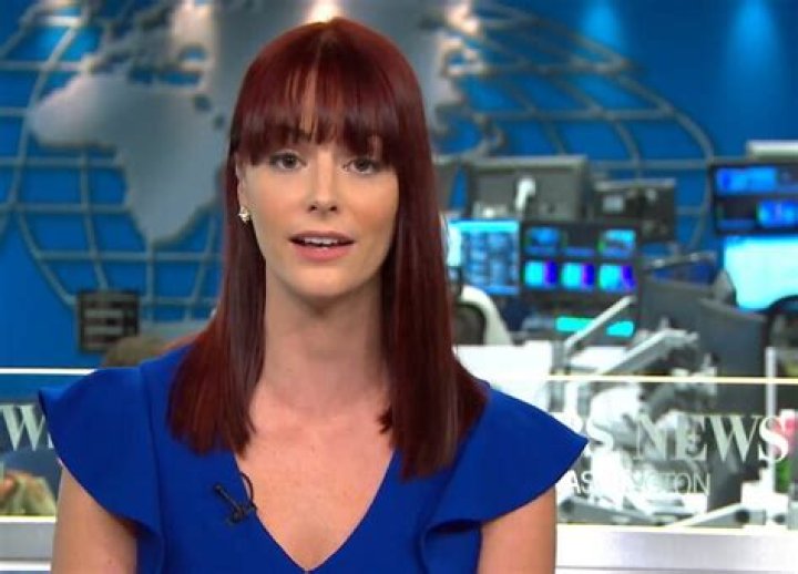 Melanie Zanona Salary: Unpacking a Journalist's Earnings at CNN