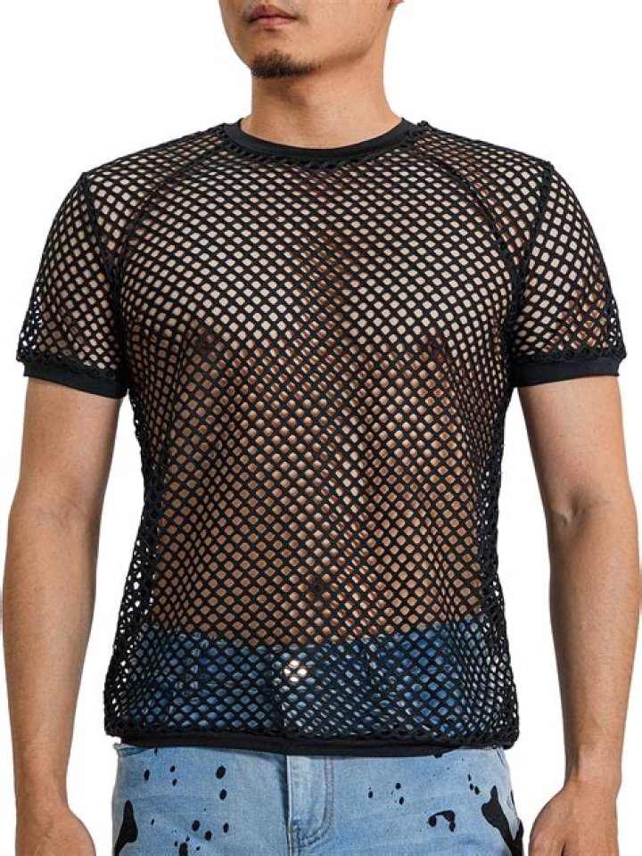 Nessa Barrett's Mesh Shirt Concert Outfit