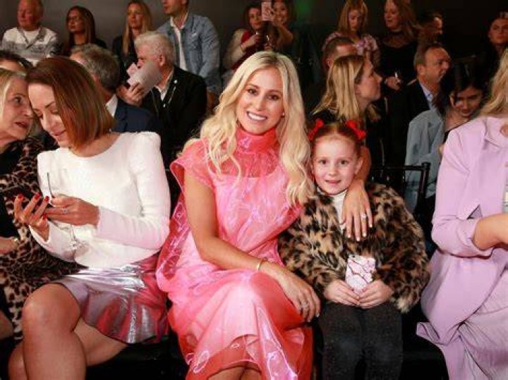 Pixie Curtis' Parents Meet Roxy, A Journey Of Business And Discovery