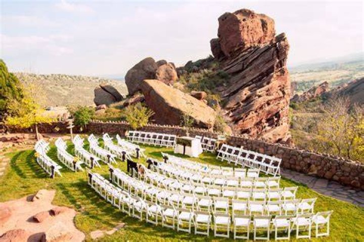 Red Rock Weddings In Colorado Springs, CO