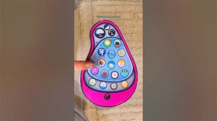 Remember the Pear Phone? A Deep Dive into Nickelodeon's Beloved Tech