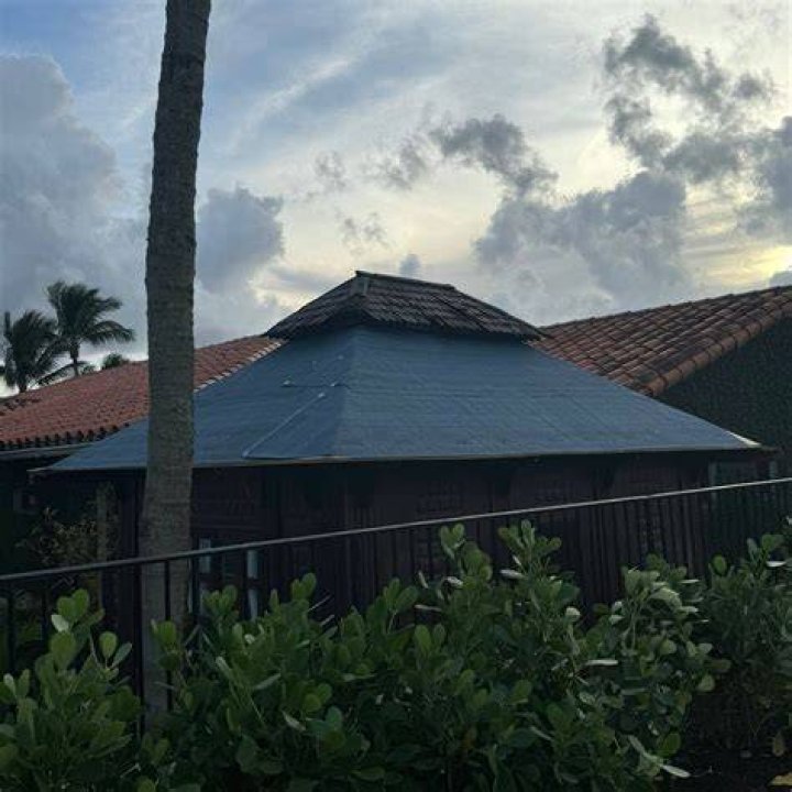 roof repairs-West Palm Beach, FL