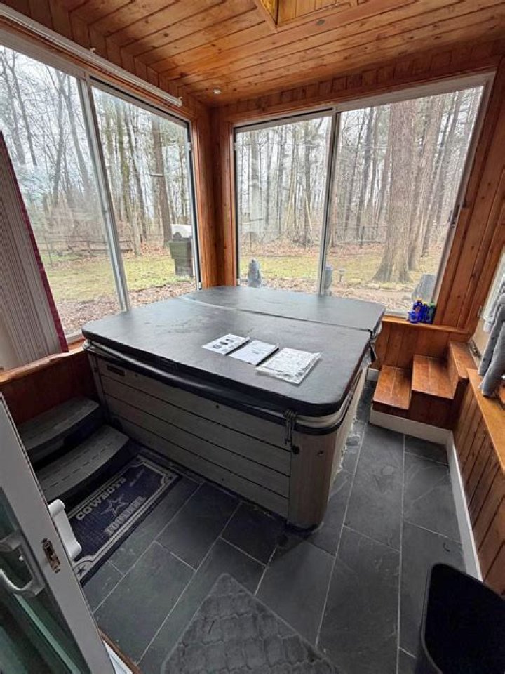 Soft Side Hot Tub South Windsor CT