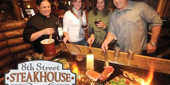 Steamboat 4d Kitchen, Steamboat 8th Street Steakhouse Garden