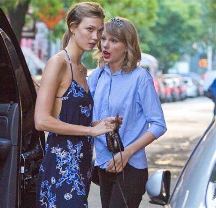 taylor swift karlie kloss kiss