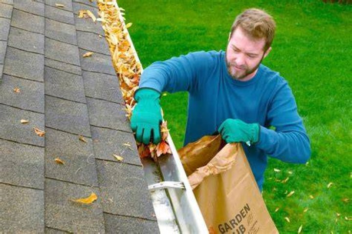 The Best Gutter Cleaning Service in Surrey