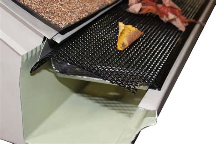 The Secret to Effortless Gutter Maintenance in Cedar Rapids