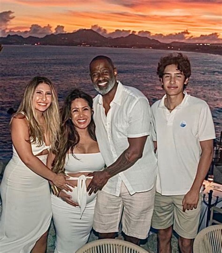 Tof Henry Family: Wife, Son Jules And Parents