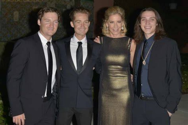 Ultimate Guide To Chris Evert's Children: Discover Family Dynamics