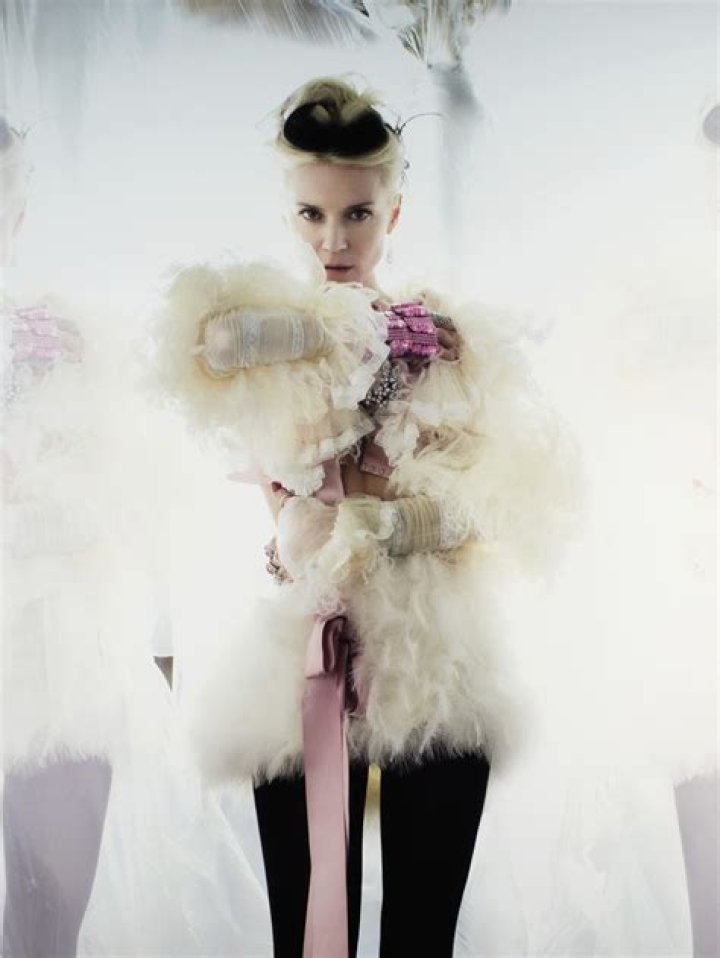 Uncover The Enigmatic World Of Daphne Guinness: Height, Fashion, And Influence