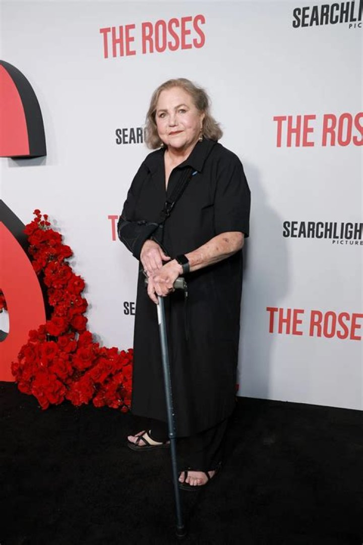 Uncover The Ex-Husband Of Kathleen Turner: Discoveries And Deeper Insights