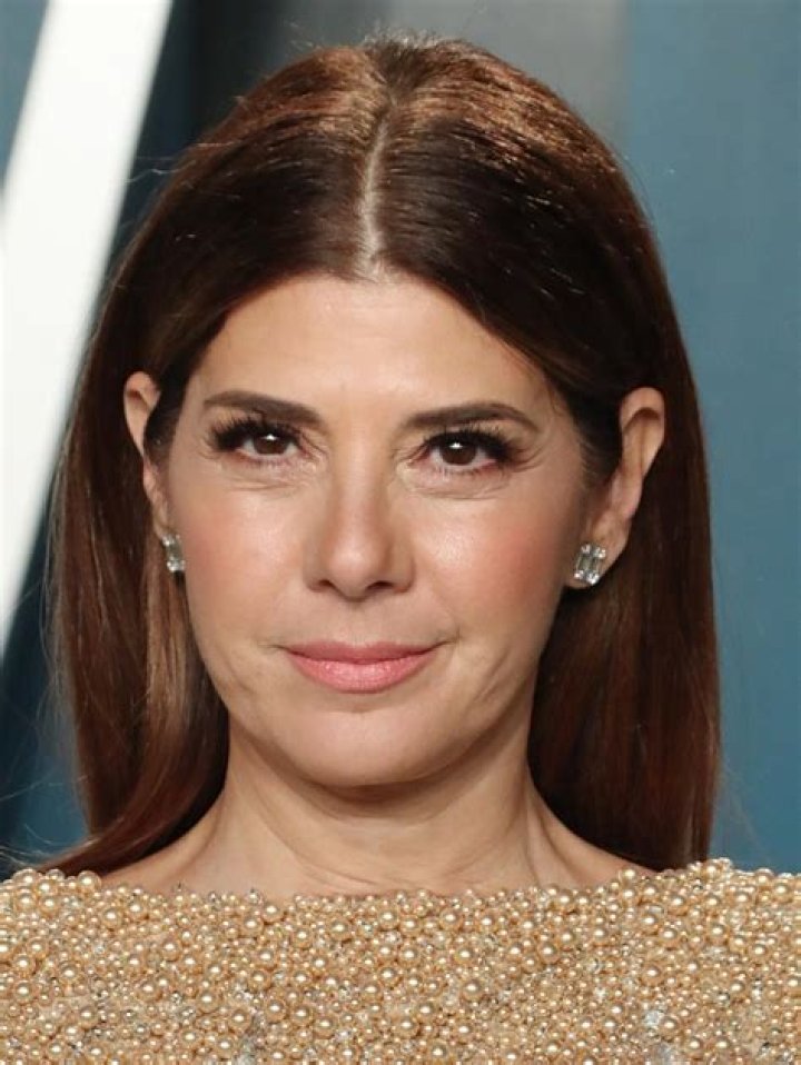 Uncover The Secrets Behind Marisa Tomei's Height And Weight