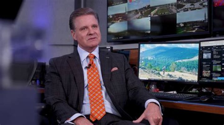 Unlock The Secrets Of Pete Delkus's Towering Height
